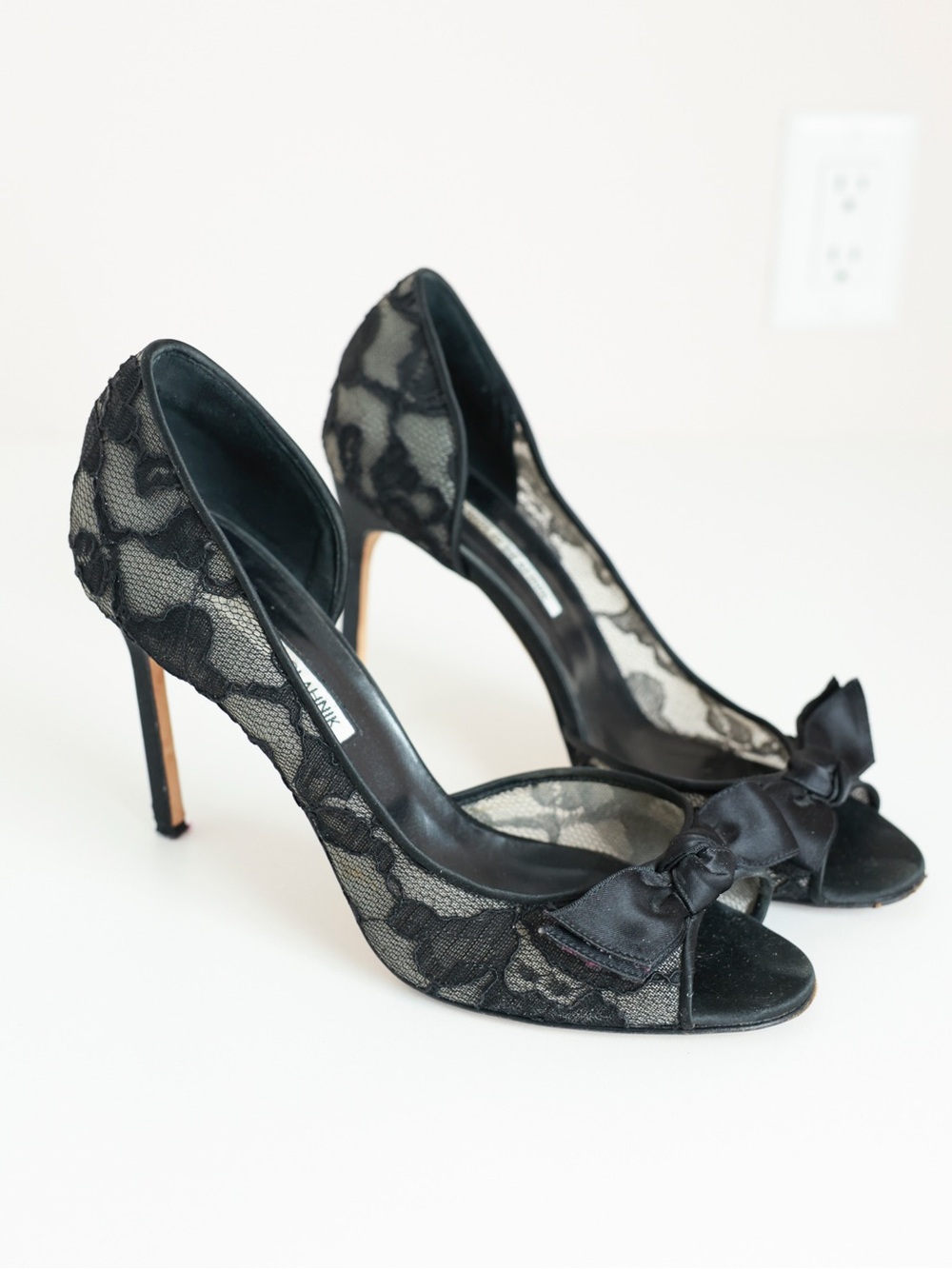 Manolo Blahnik Black Lace Peep-Toe Pumps with Satin Bow - Picture 6 of 9